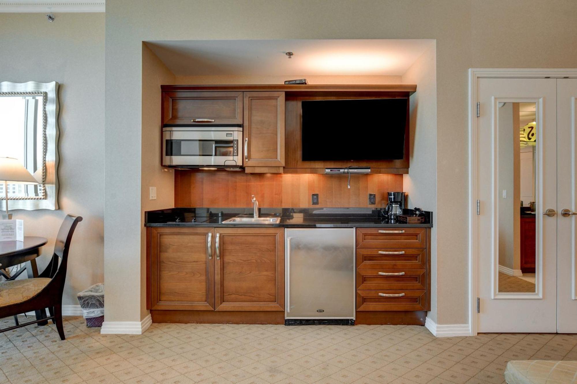 The Fantasy Suite Mgm Signature Pool View Las Vegas Exterior photo