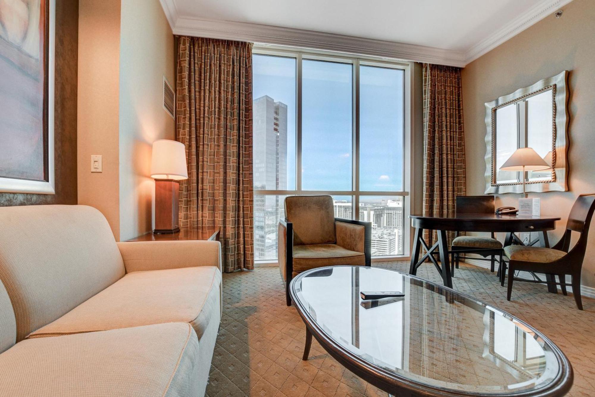The Fantasy Suite Mgm Signature Pool View Las Vegas Exterior photo